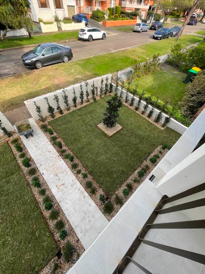 Structural planting and edging